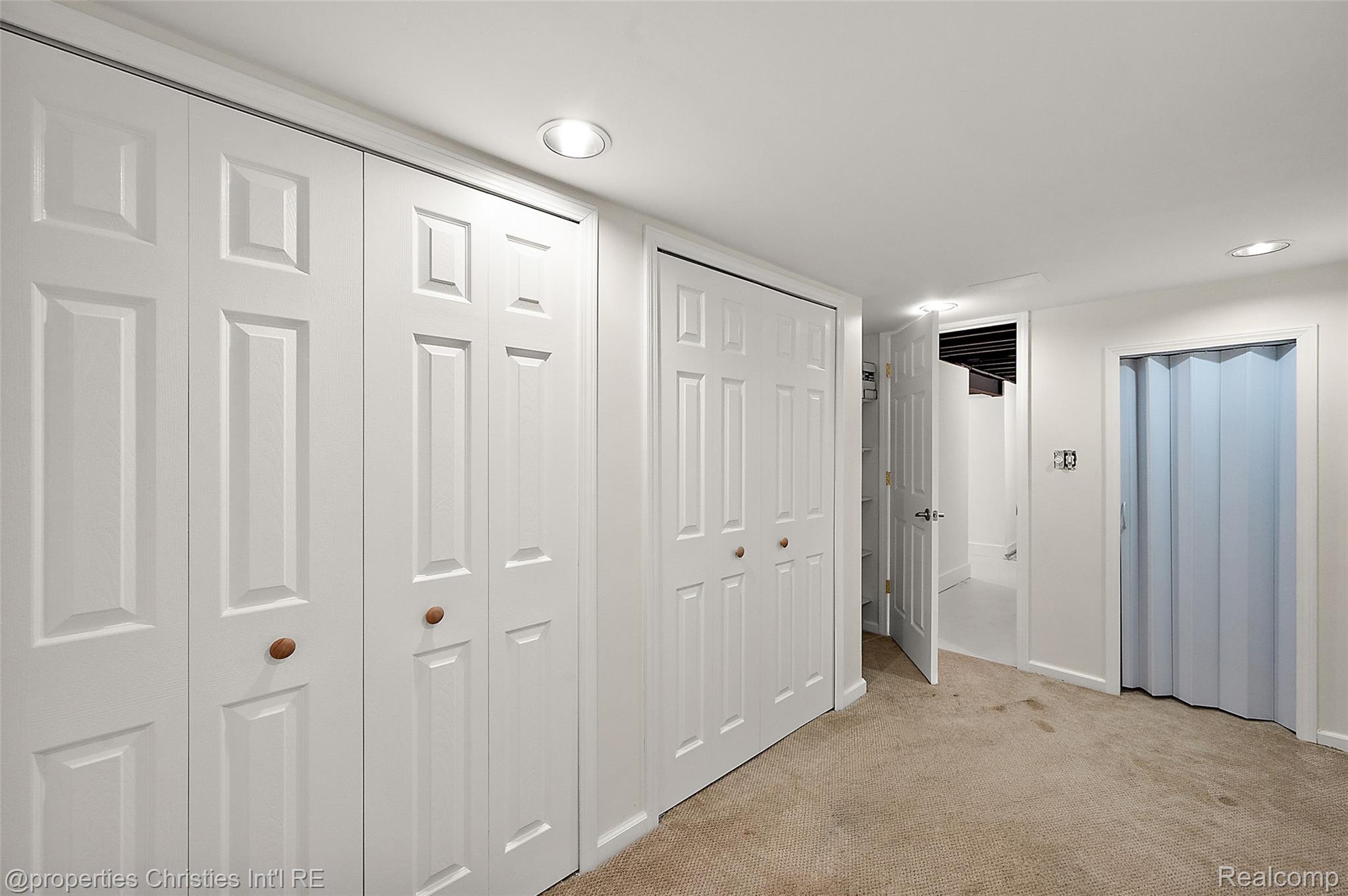 27331 Gardenway Road