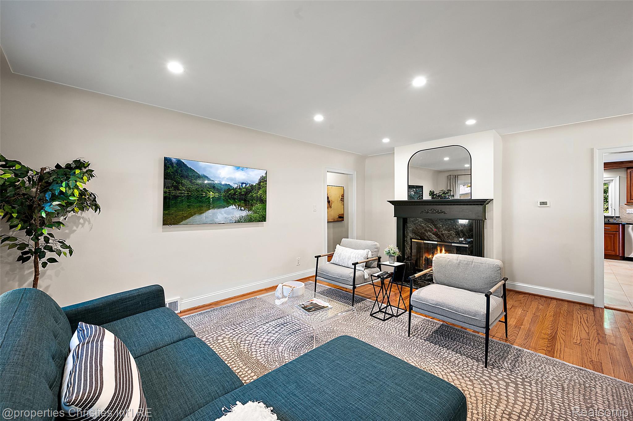 27331 Gardenway Road