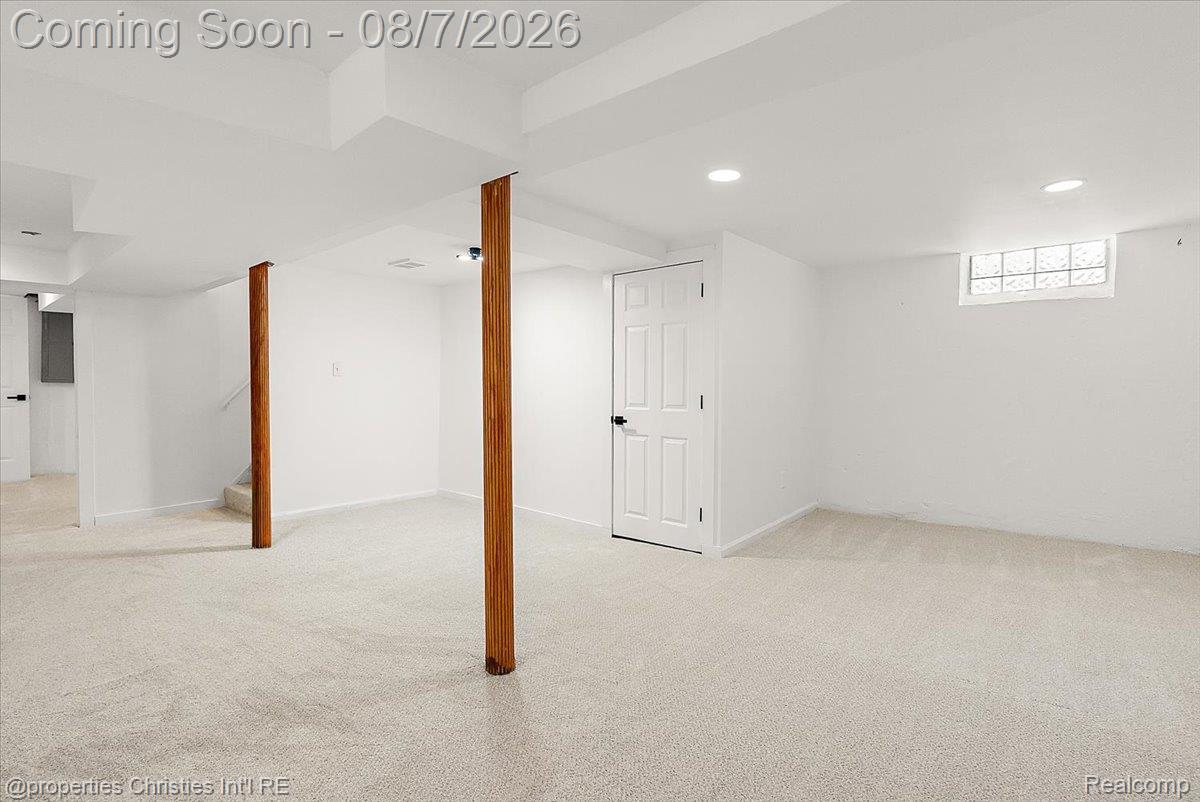 21711 Bournemouth Street