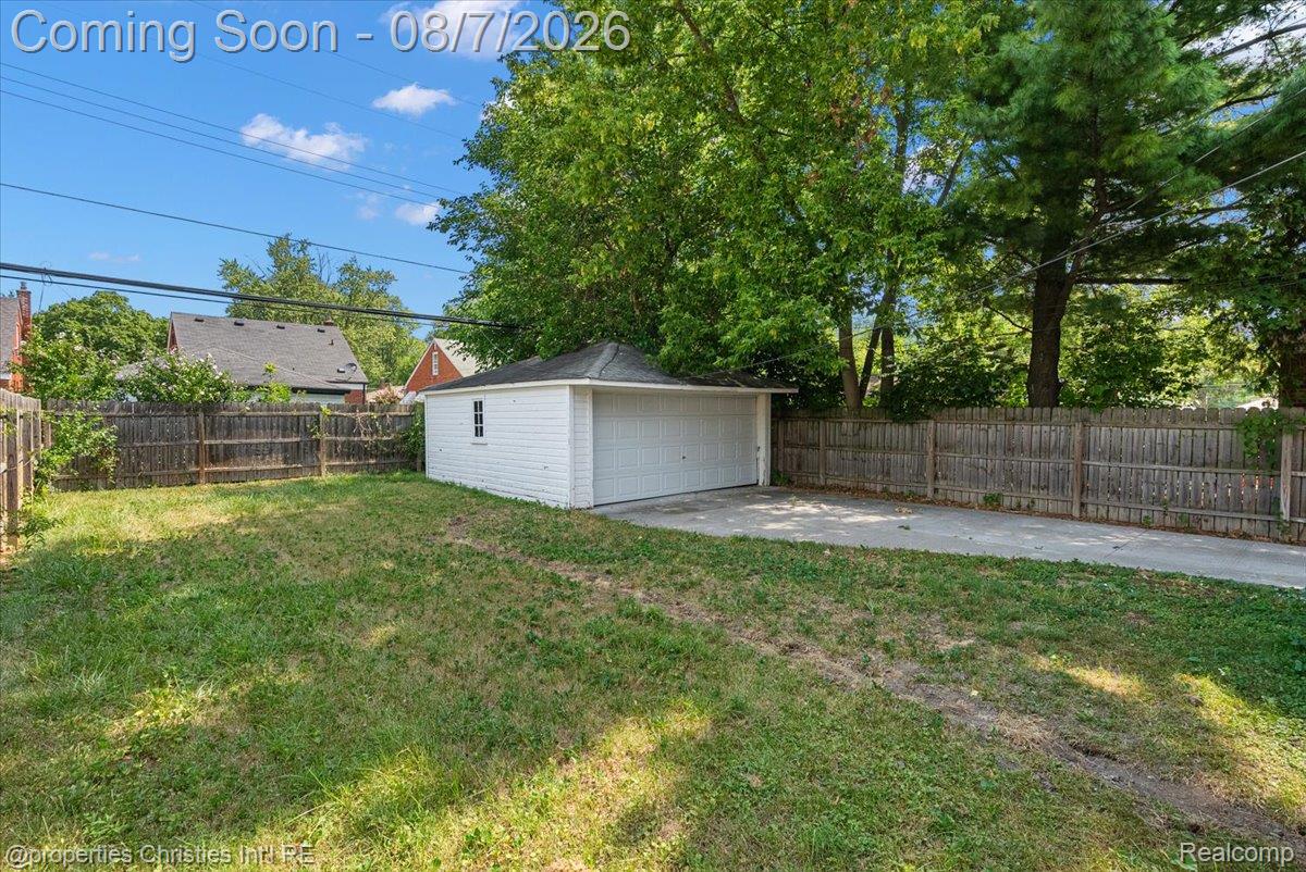 21711 Bournemouth Street