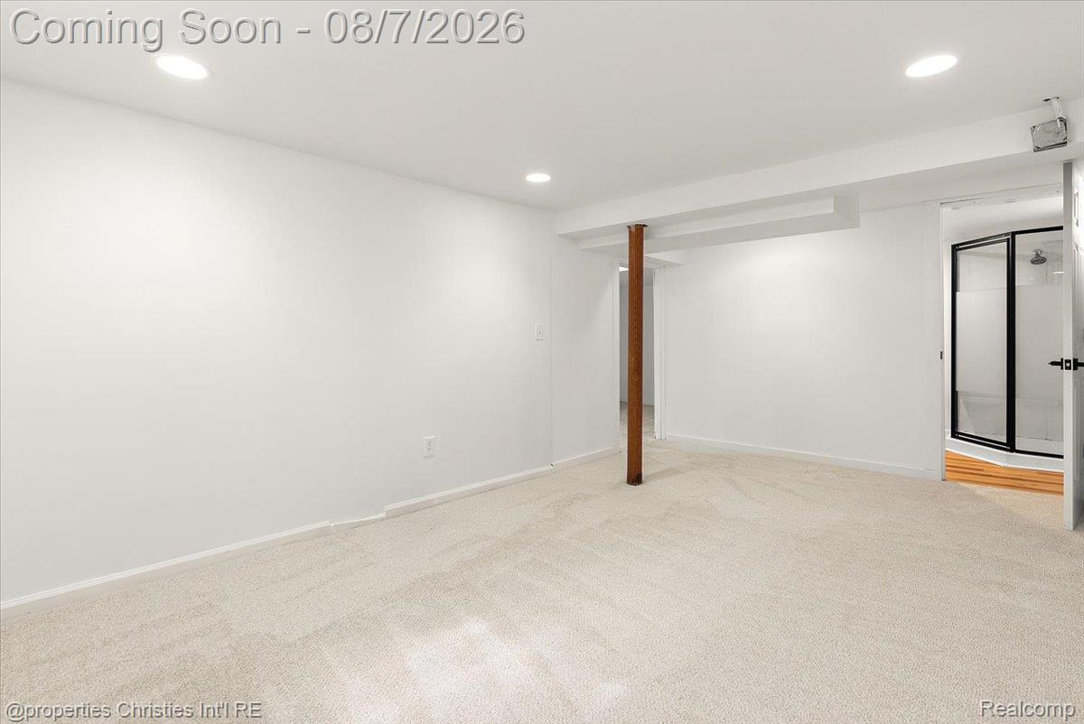21711 Bournemouth Street