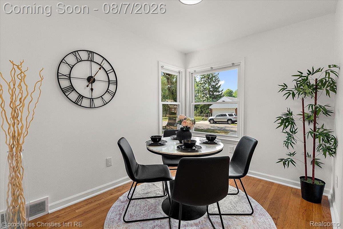 21711 Bournemouth Street