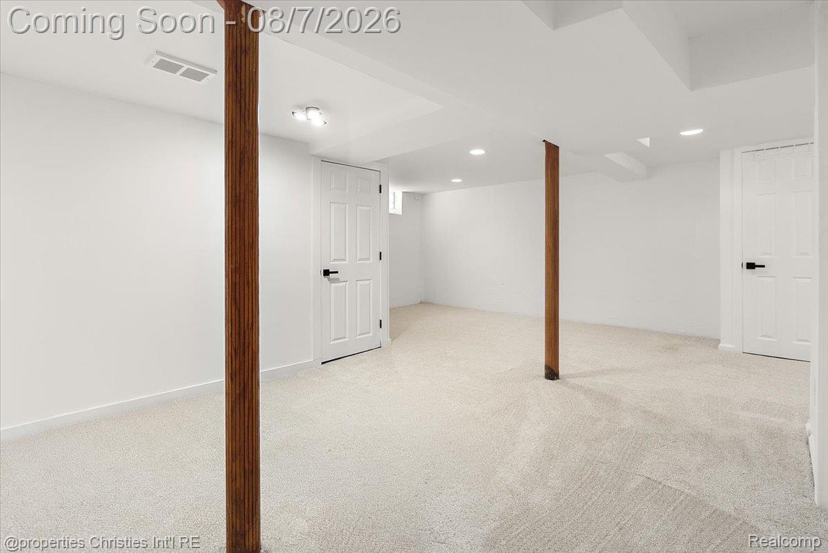 21711 Bournemouth Street