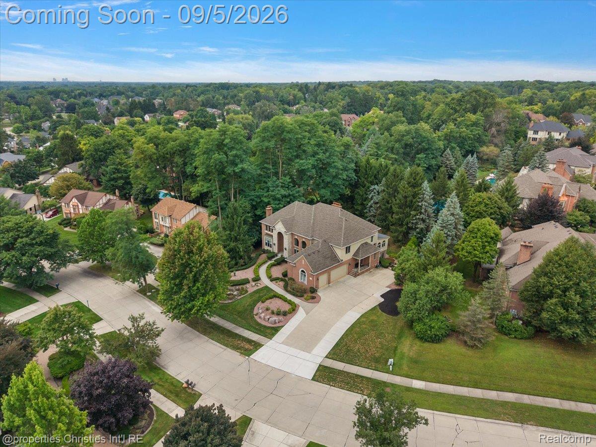 5173 Serena Dr