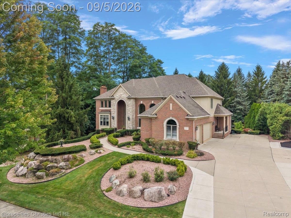5173 Serena Dr