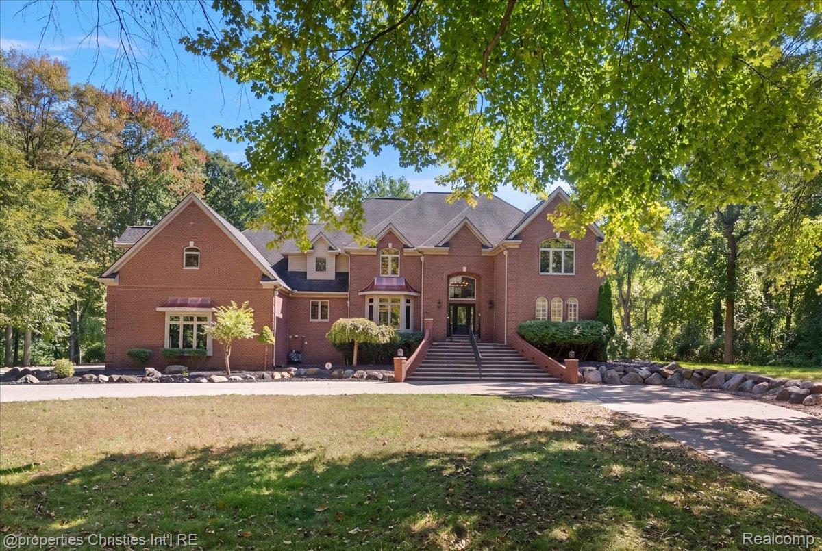 6986 Montgomery Drive