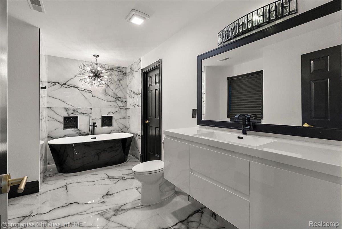 6986 Montgomery Drive