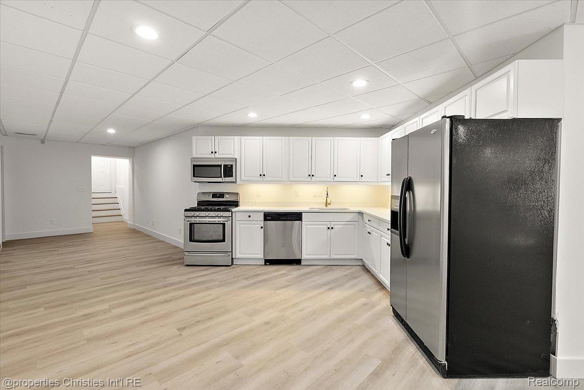 6986 Montgomery Drive