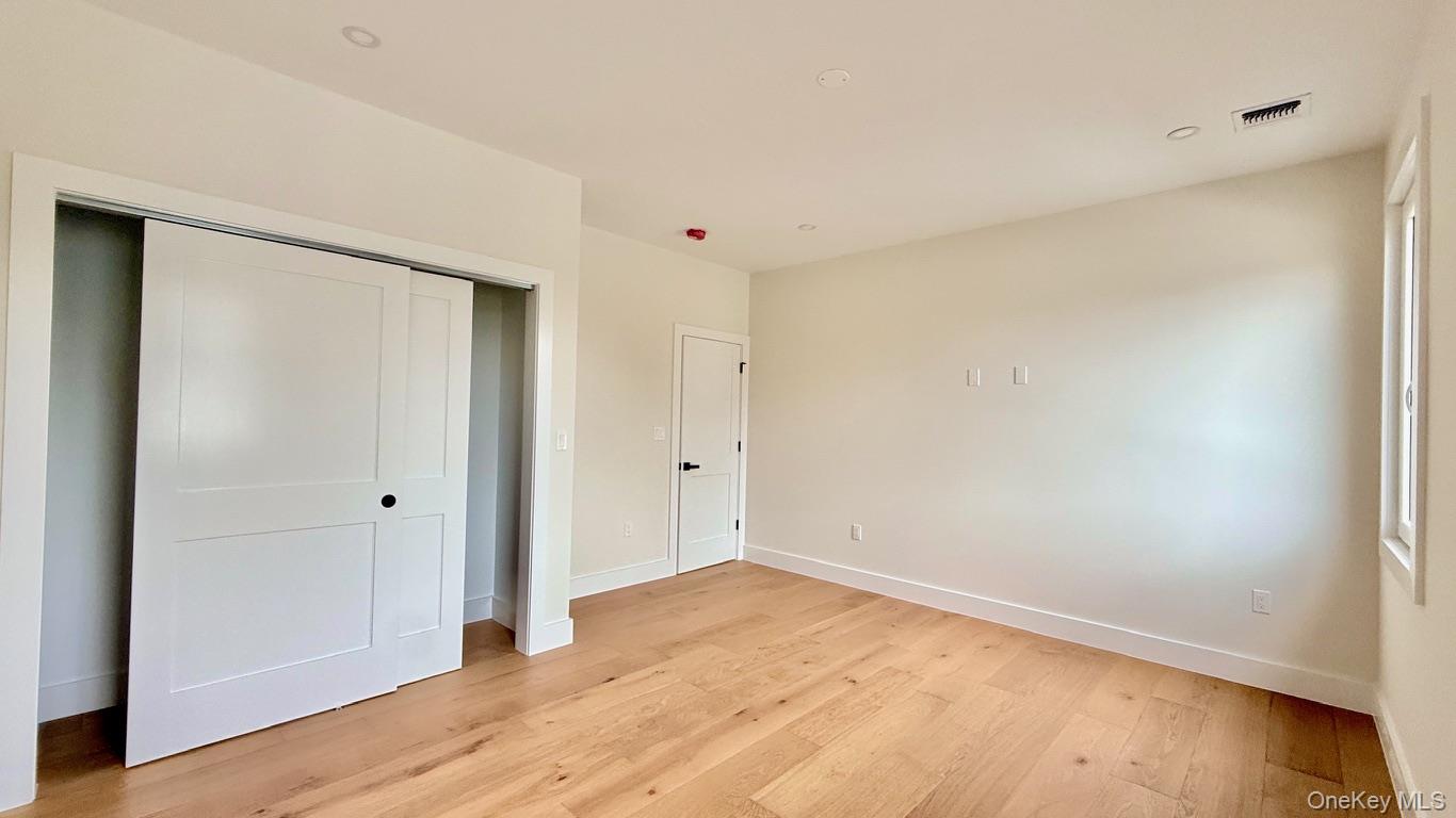 60 Periwinkle Road
