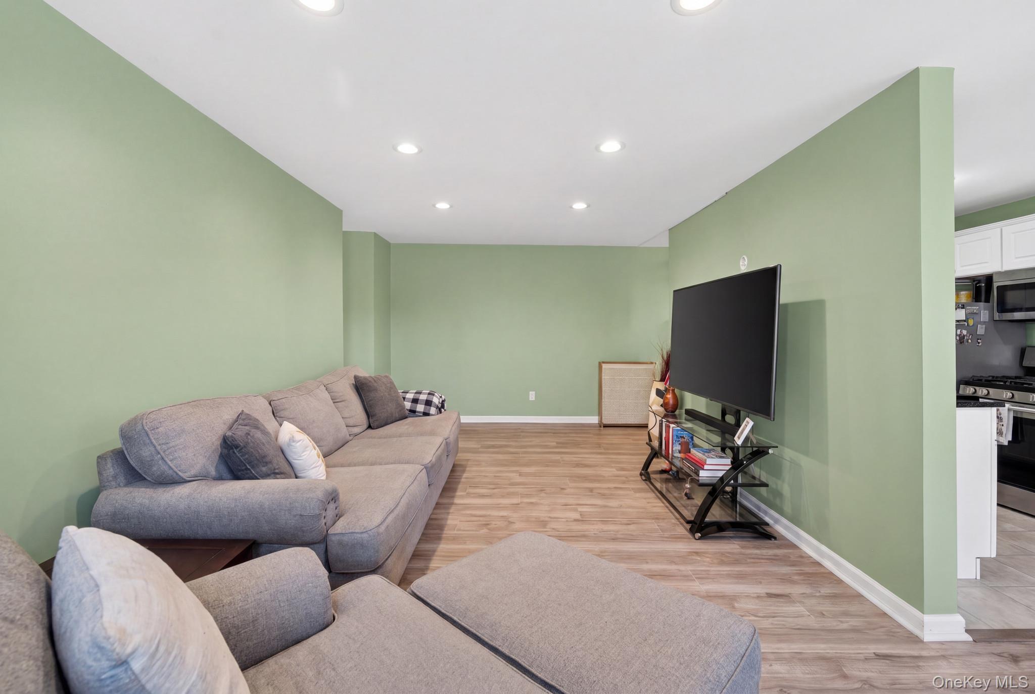 2453 Union Blvd Unit: 32A