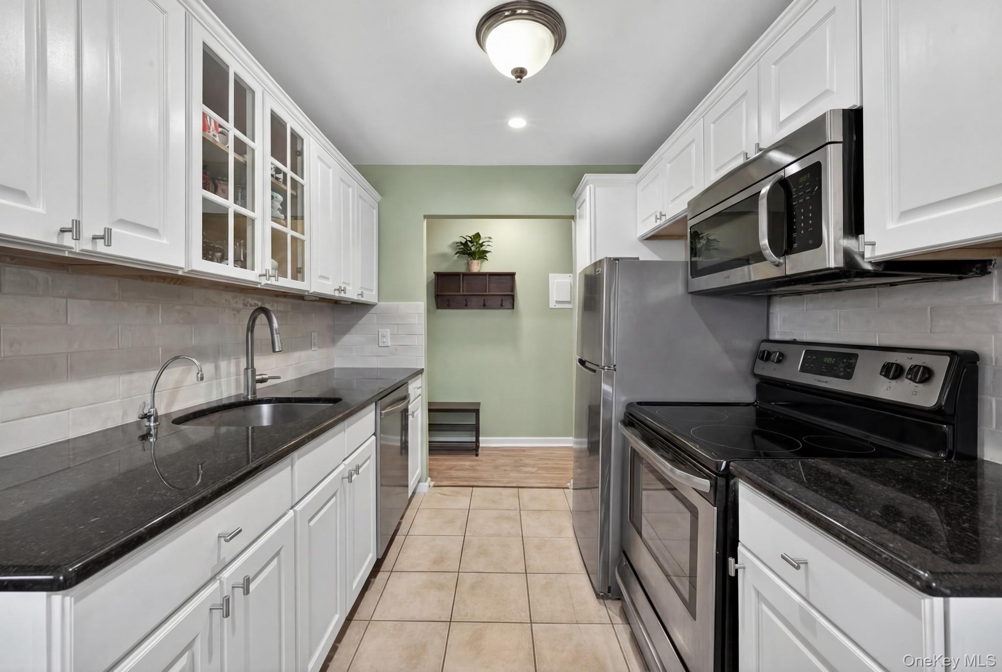 2453 Union Blvd Unit: 32A