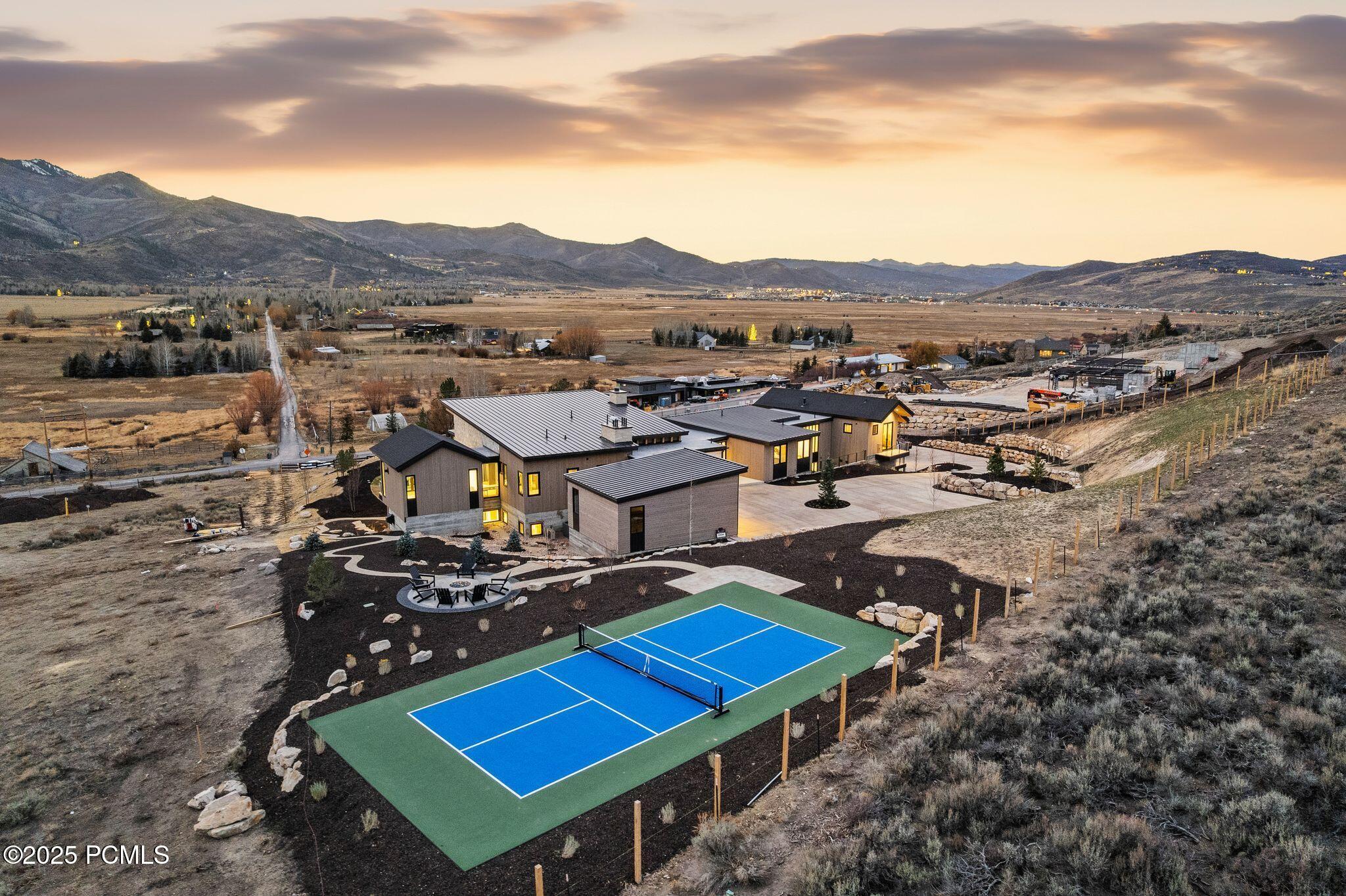 5220 N Old Ranch Road