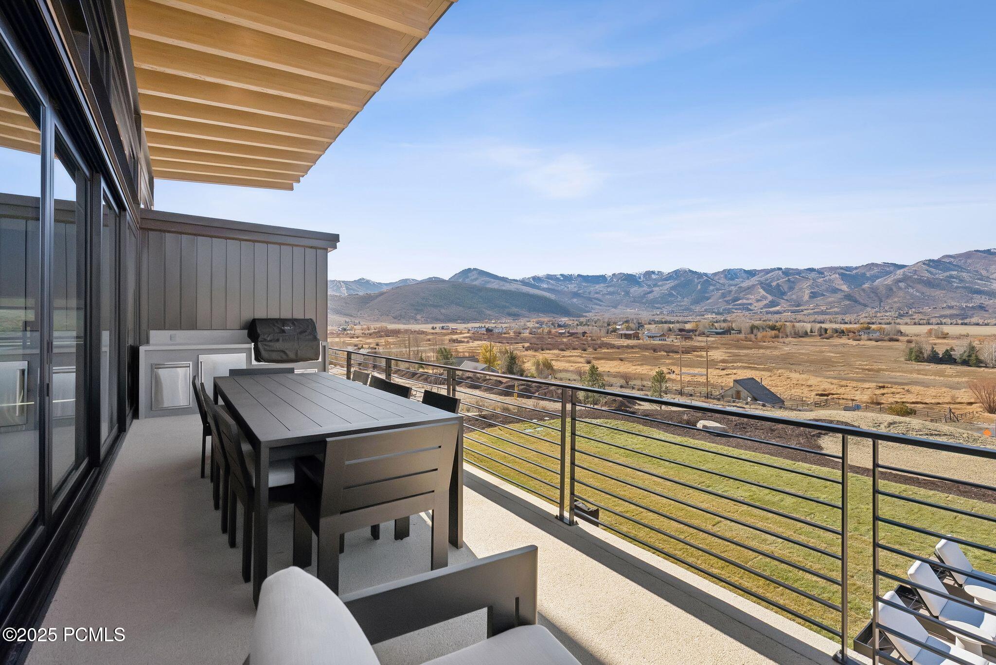 5220 N Old Ranch Road
