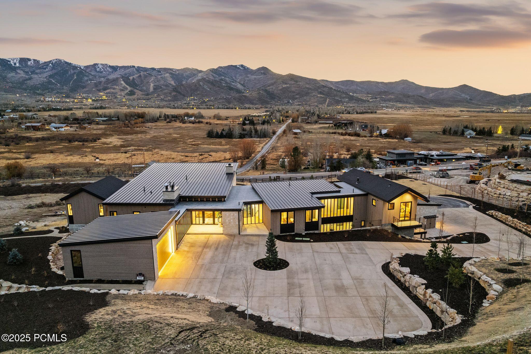 5220 N Old Ranch Road