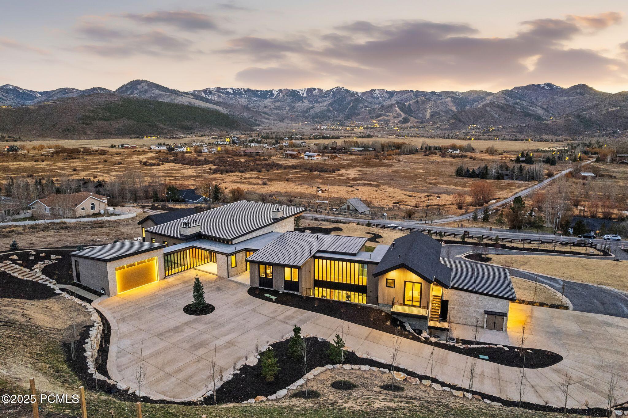 5220 N Old Ranch Road