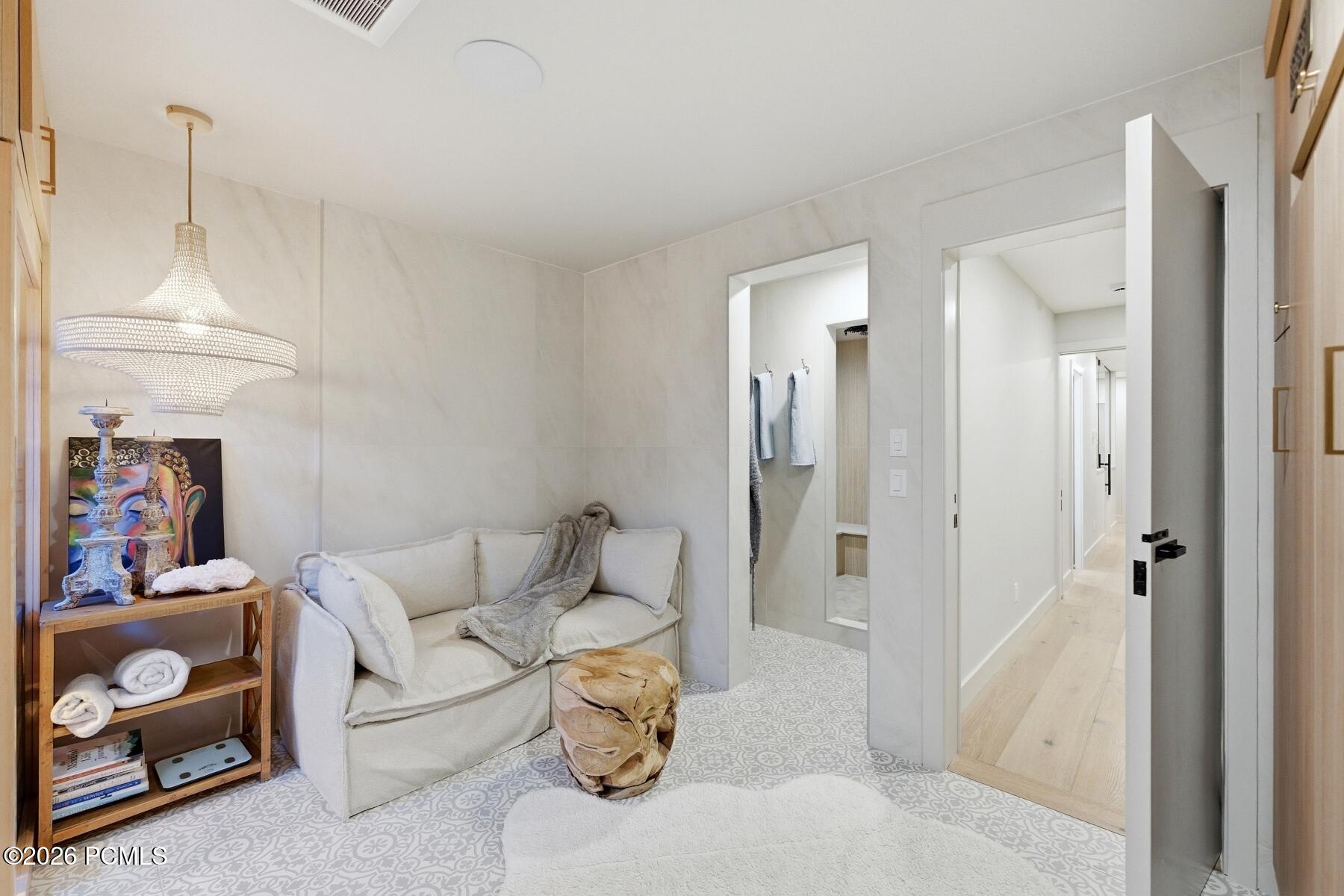 1304 Park Avenue