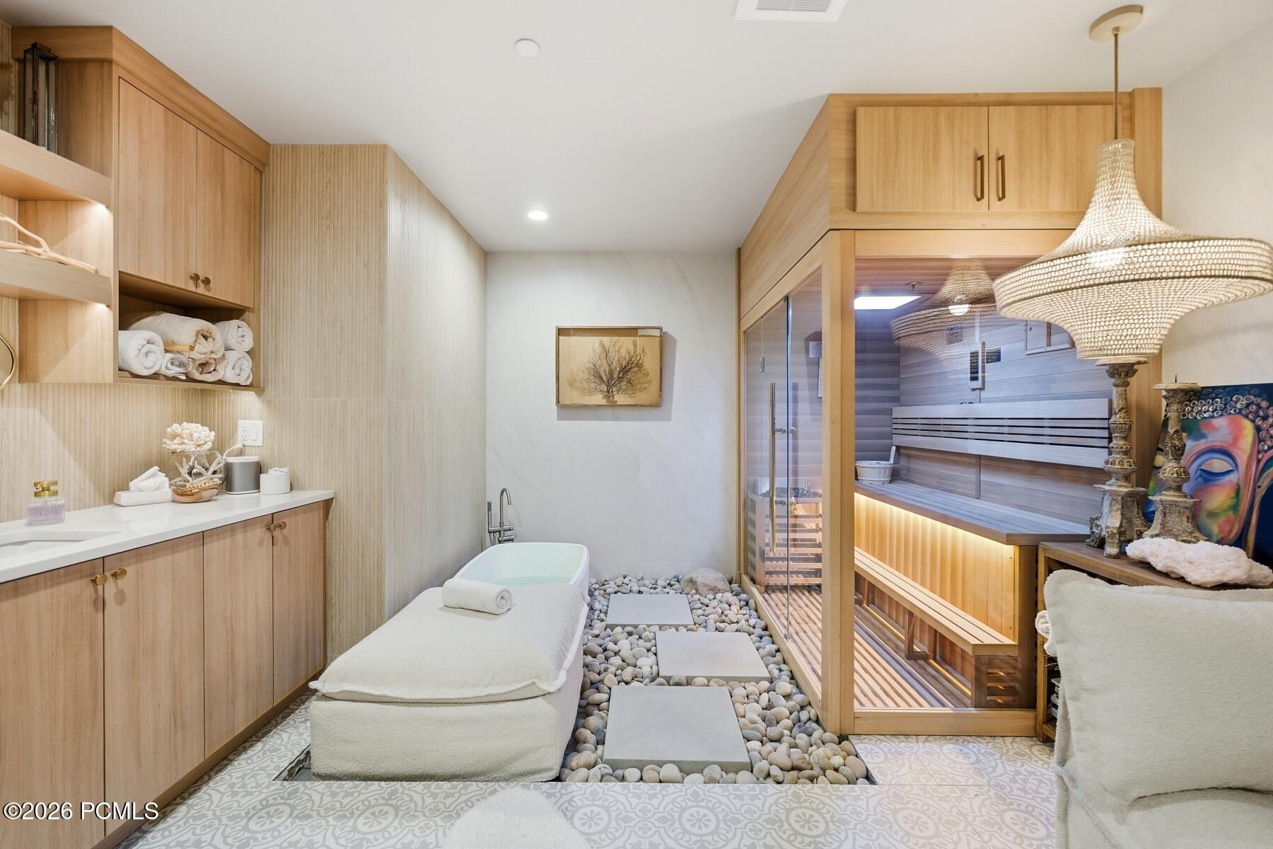 1304 Park Avenue