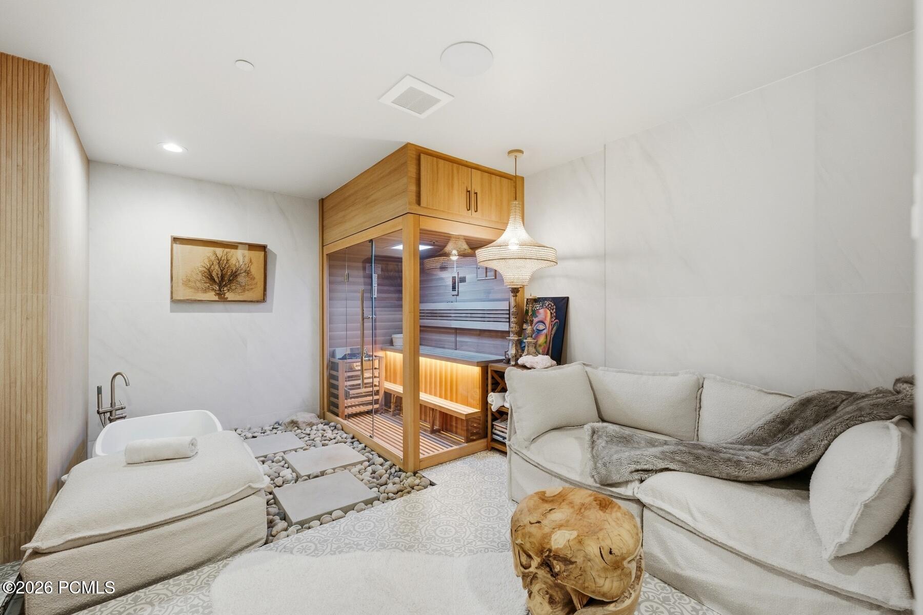 1304 Park Avenue