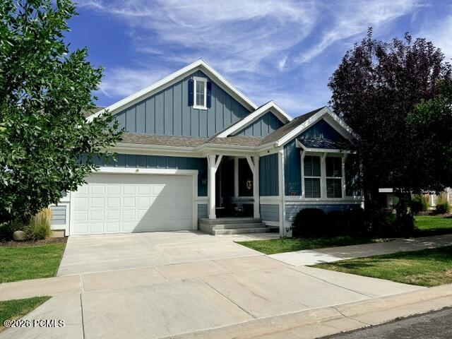 2727 E Red Barn Road