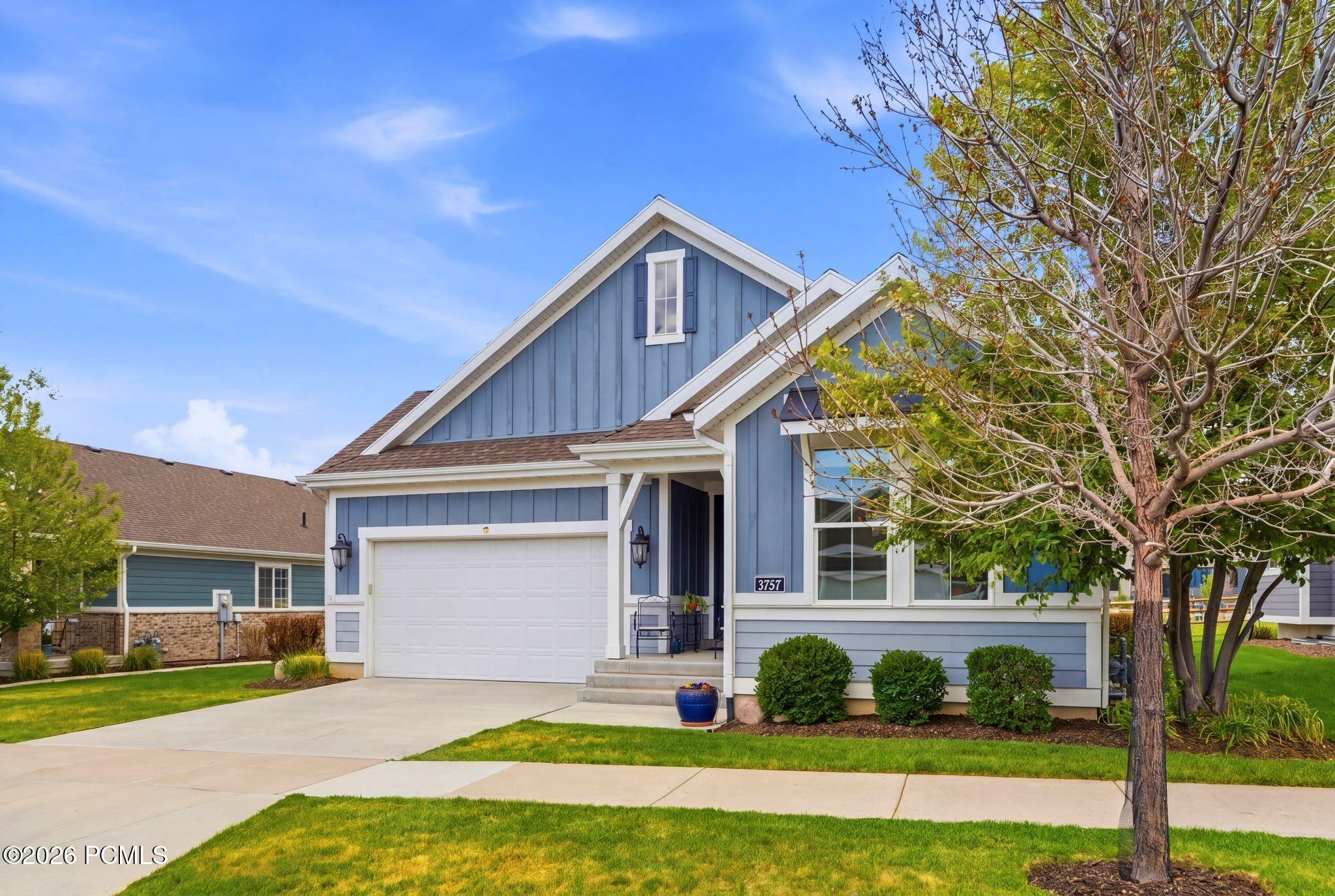 2727 E Red Barn Road