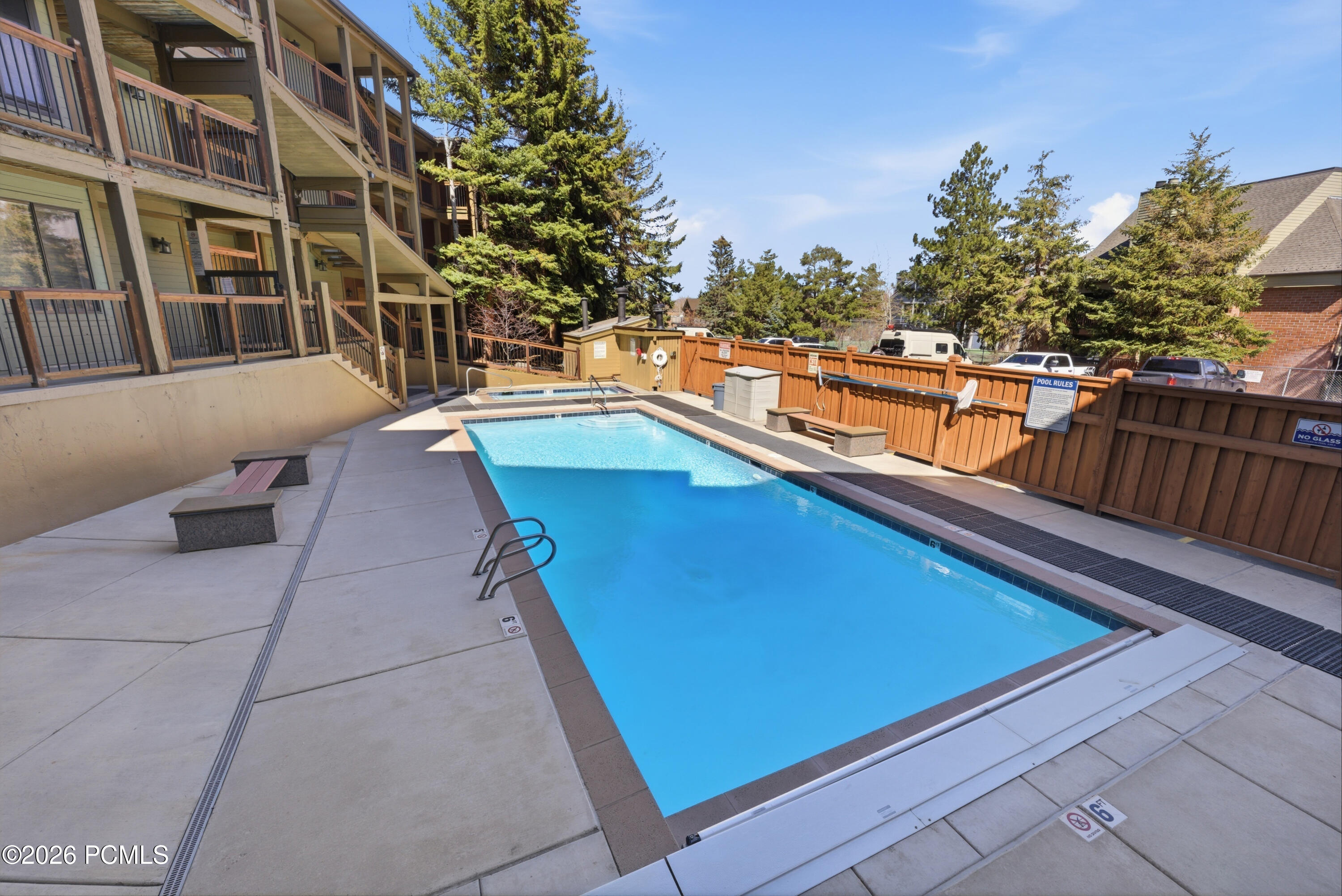 1530 Empire Avenue 302