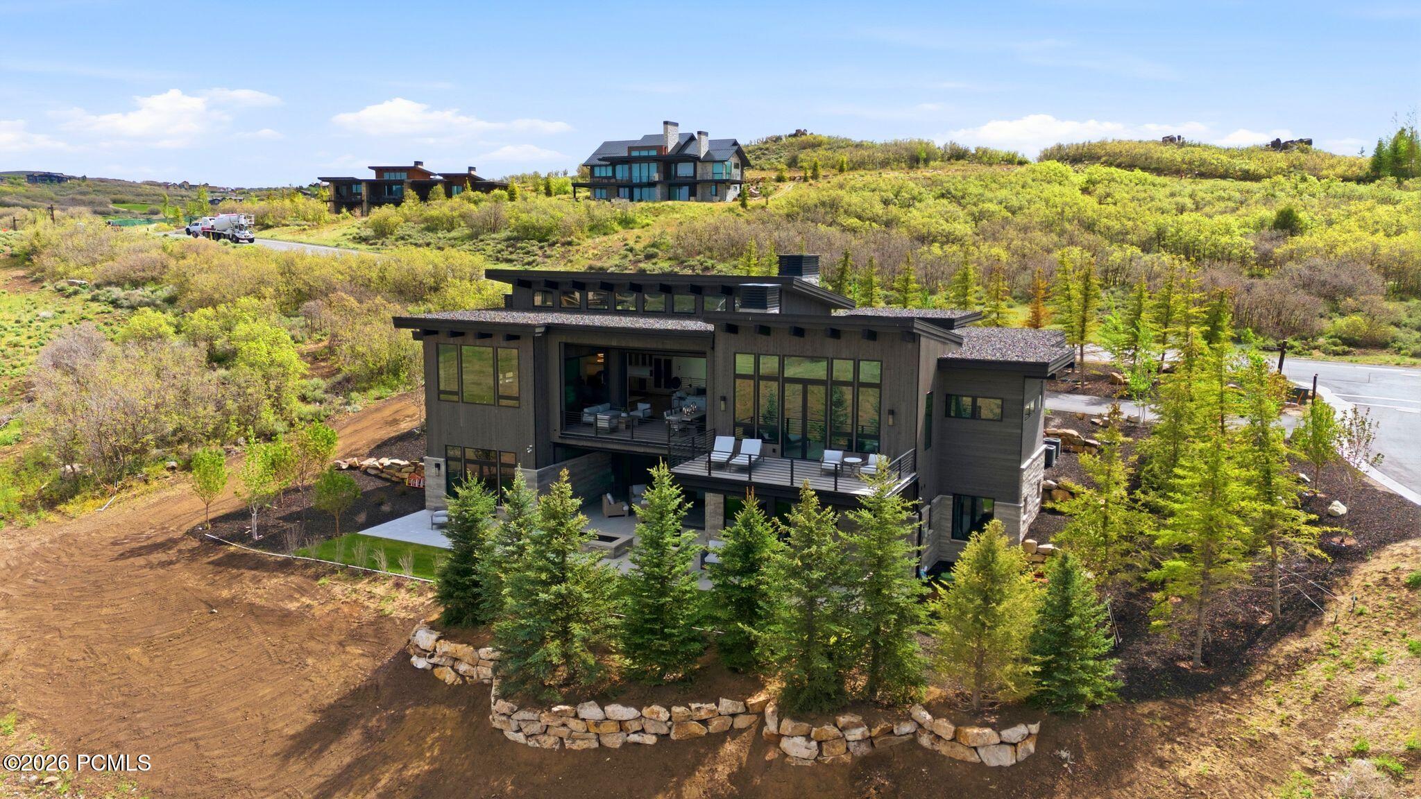 2113 E Reservior View Drive