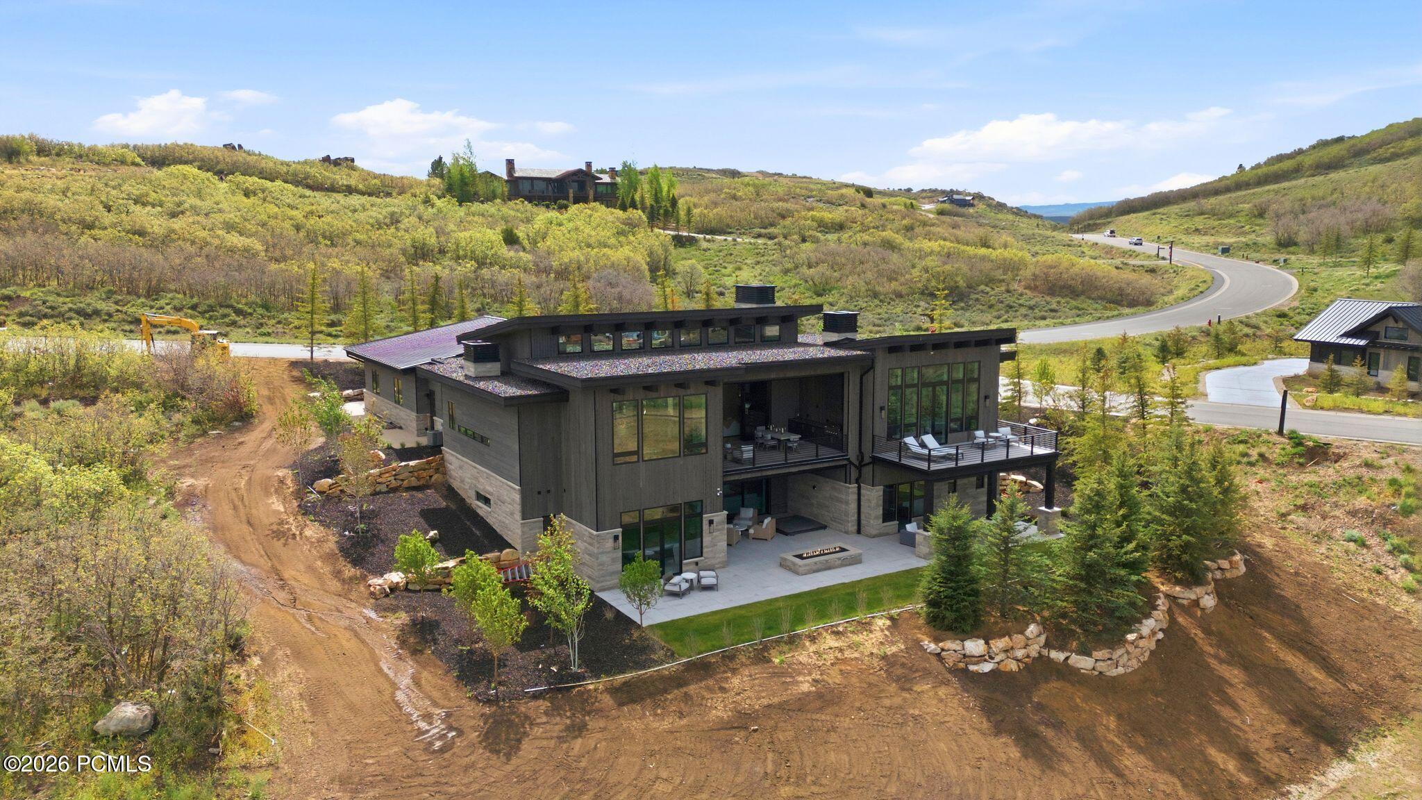 2113 E Reservior View Drive