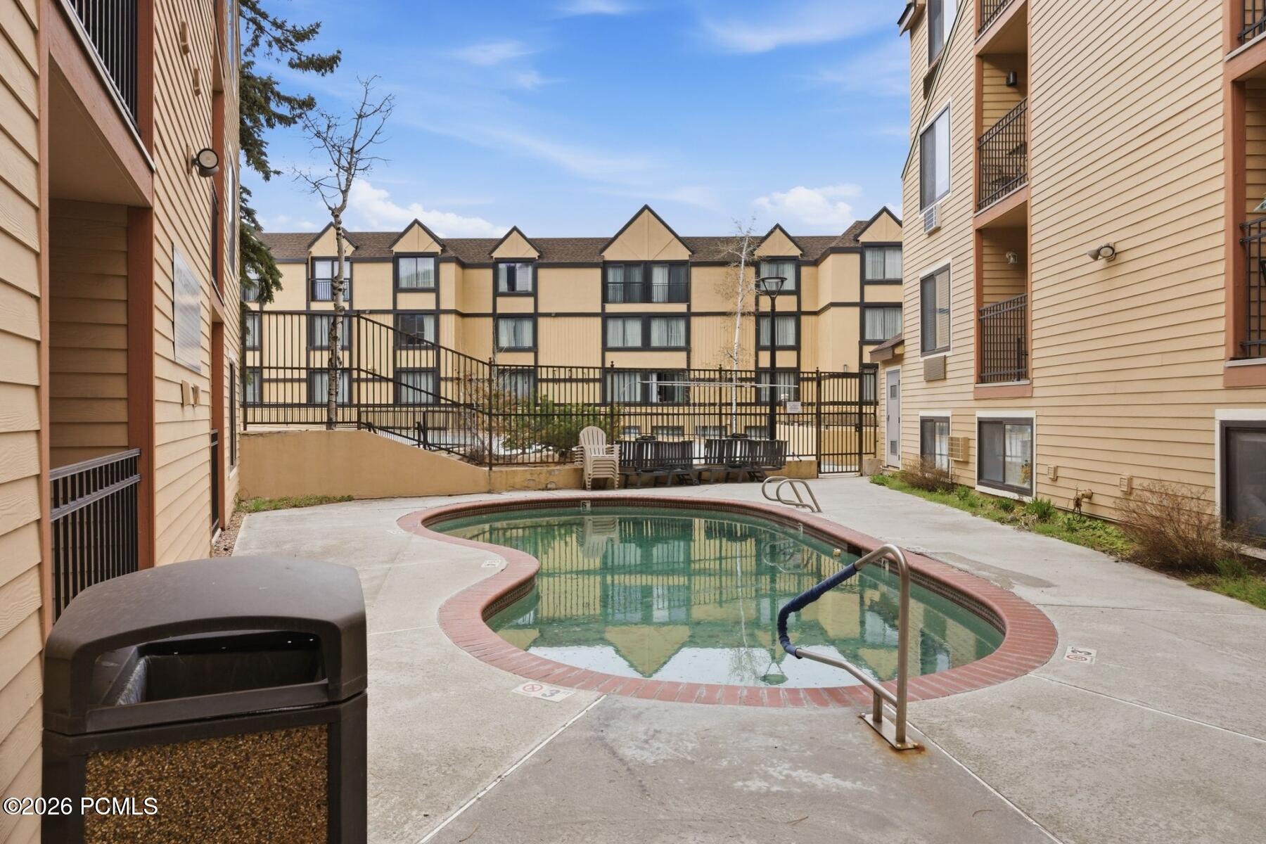 1940 Prospector Avenue 113