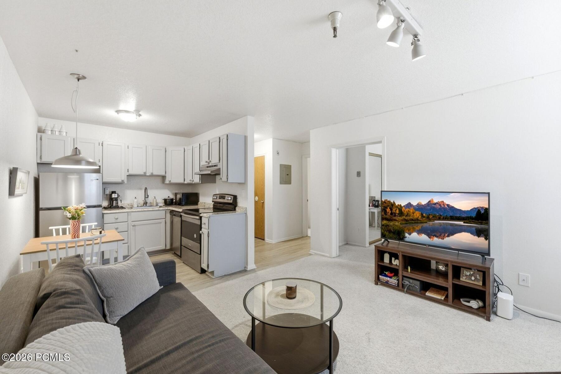 1940 Prospector Avenue 113