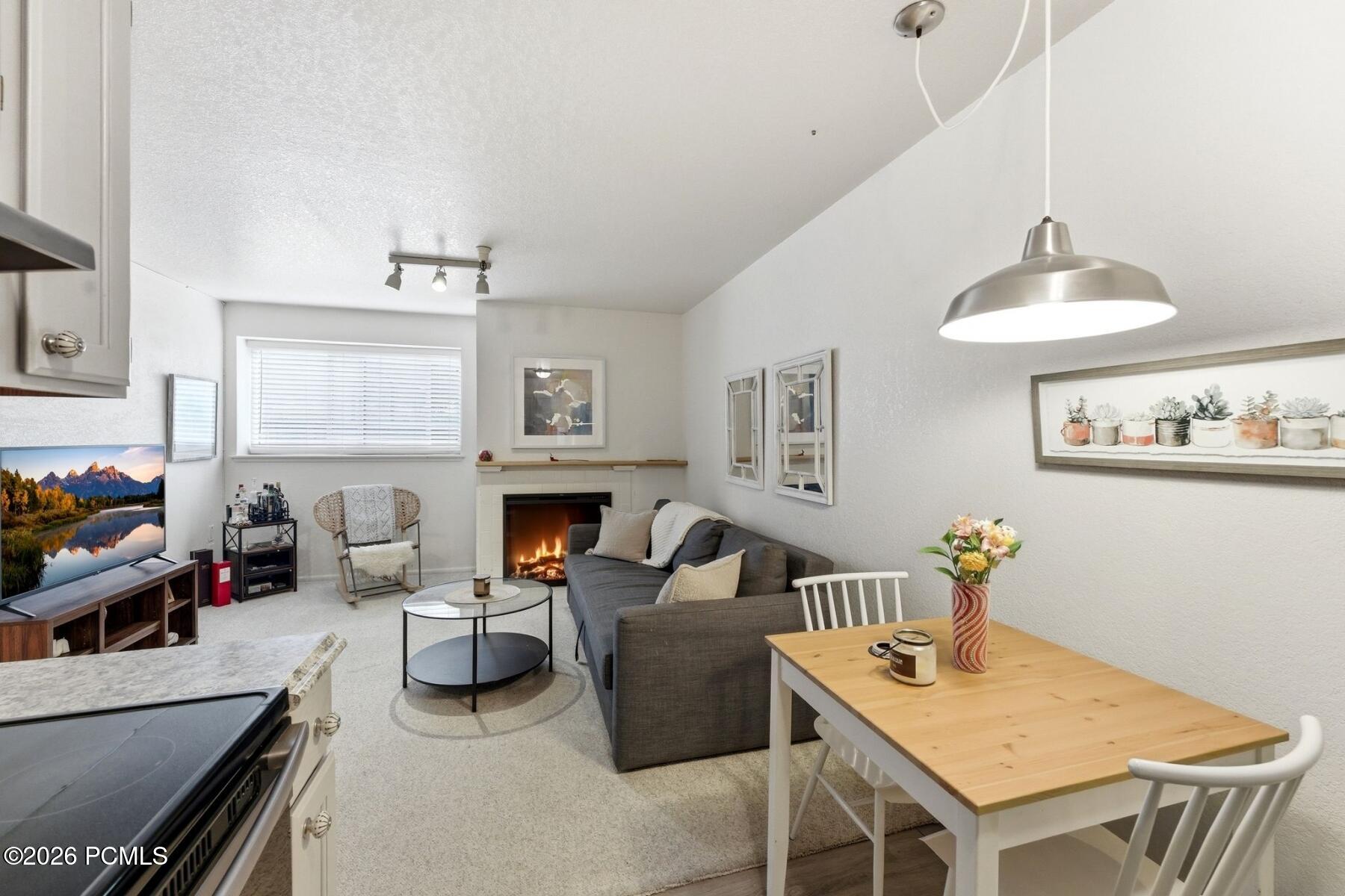 1940 Prospector Avenue 113