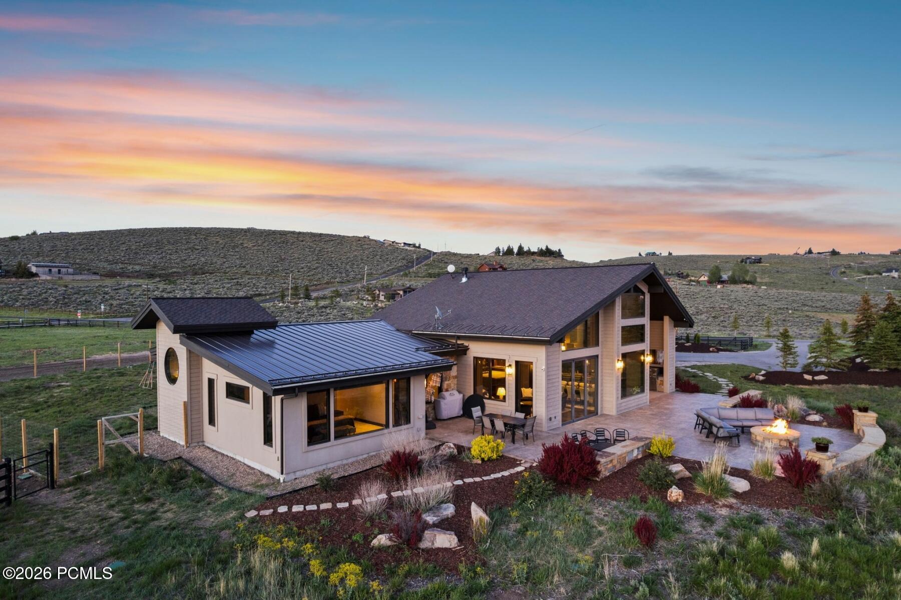 8449 N Silver Creek Road