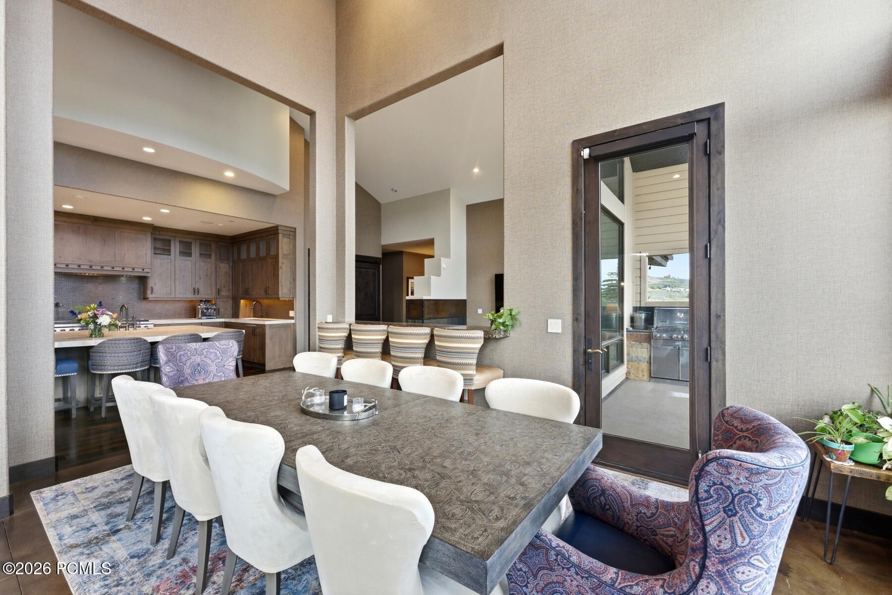 8449 N Silver Creek Road