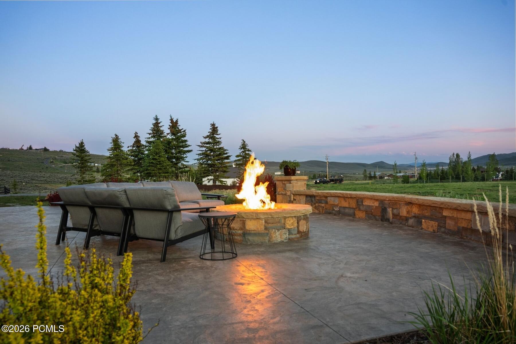 8449 N Silver Creek Road
