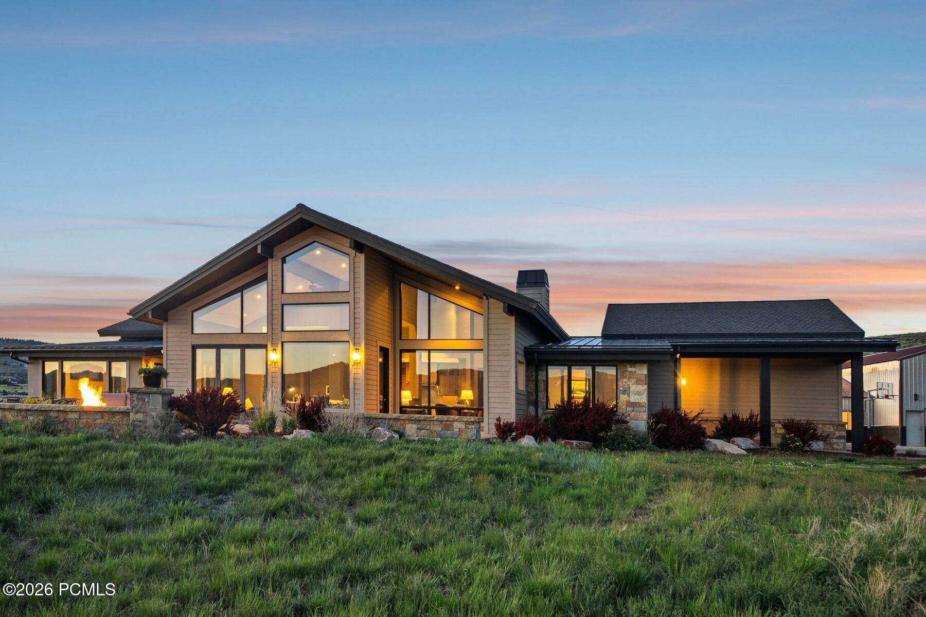 8449 N Silver Creek Road
