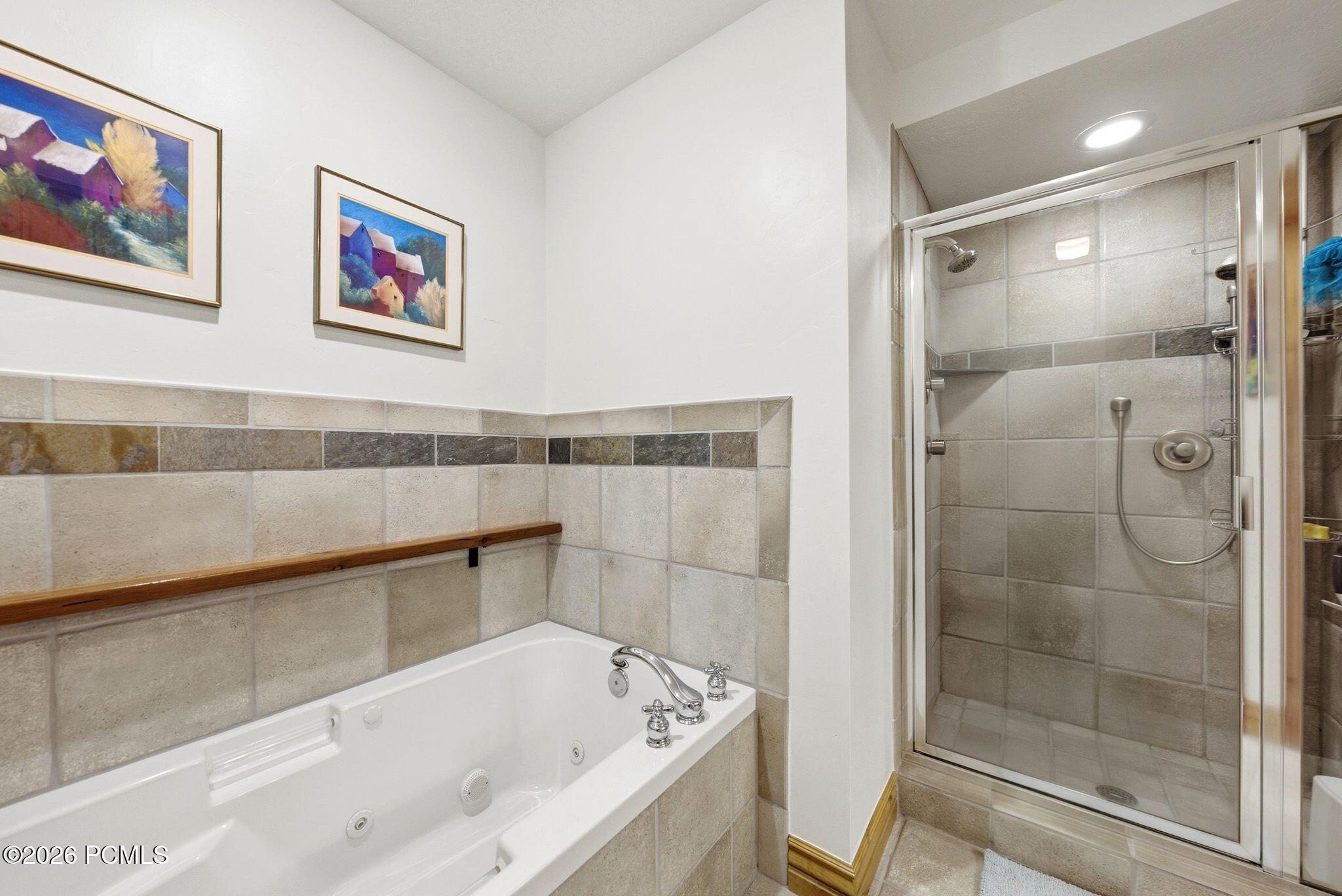 1000 Park Avenue C303