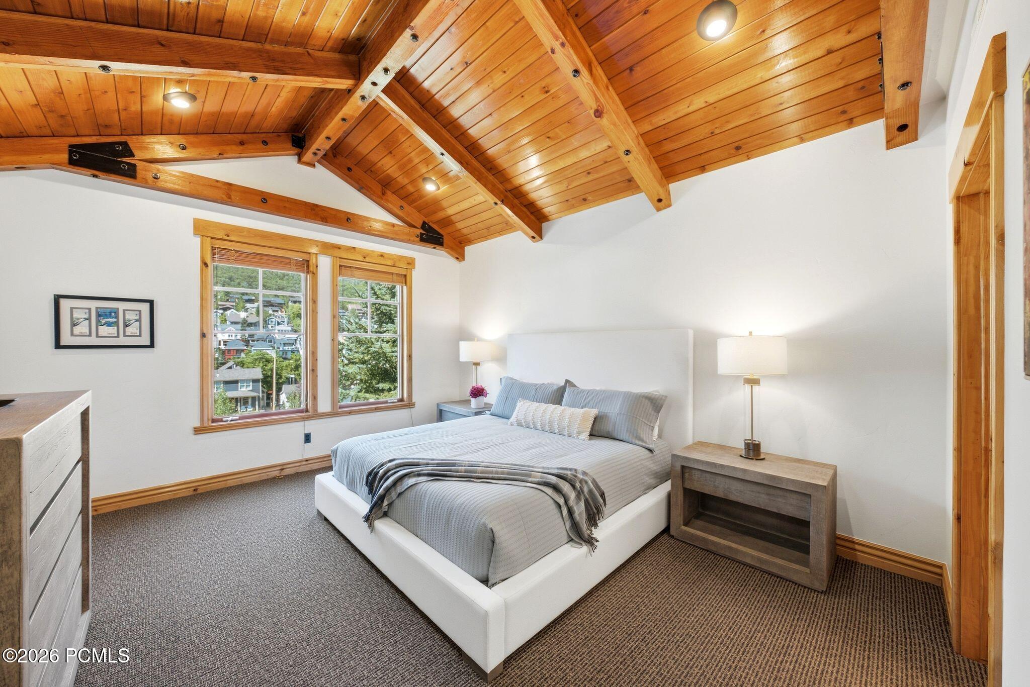 1000 Park Avenue C303