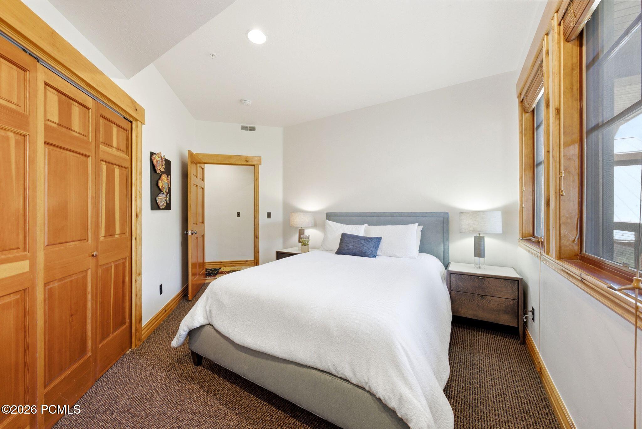 1000 Park Avenue C303