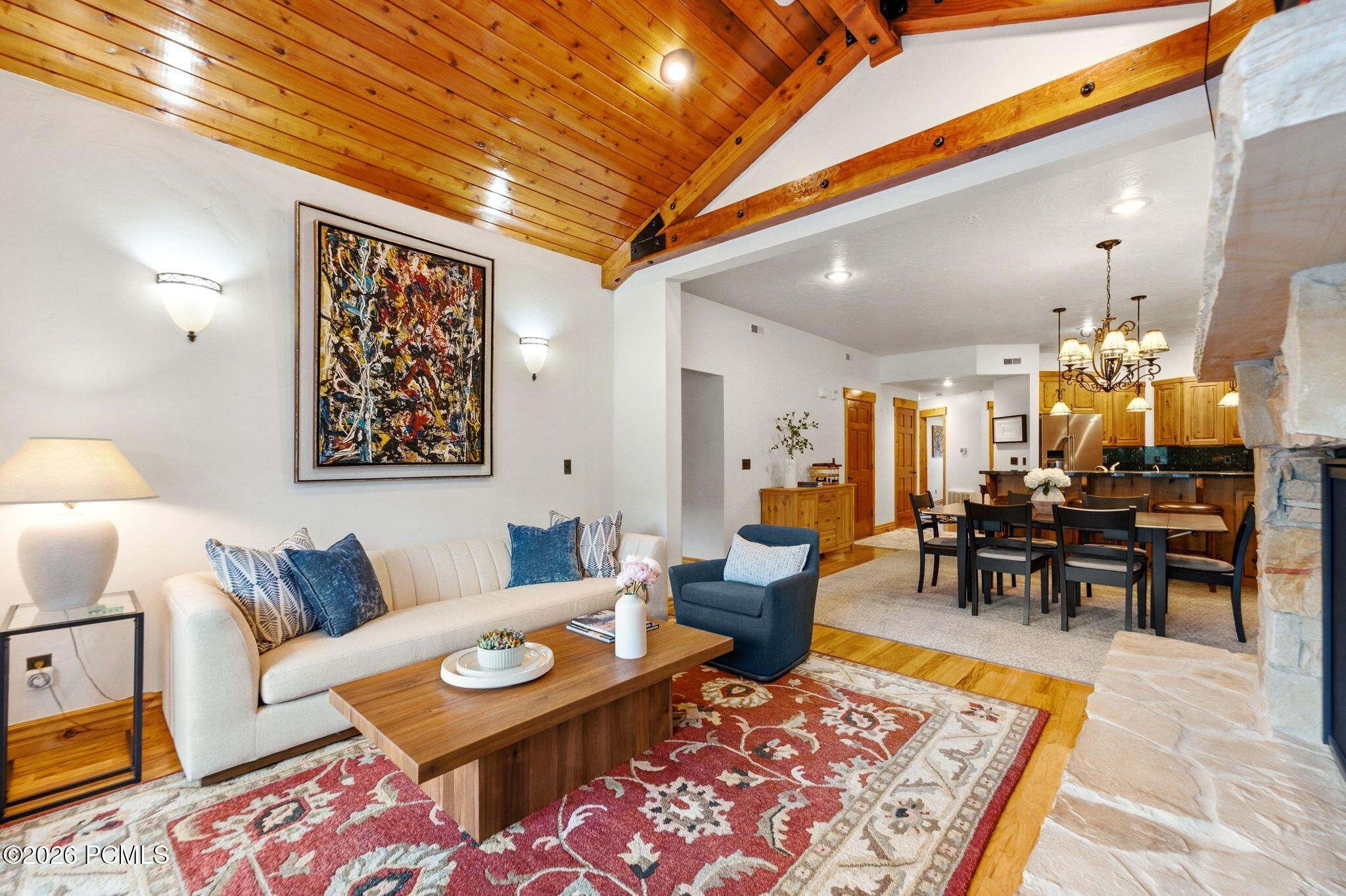 1000 Park Avenue C303