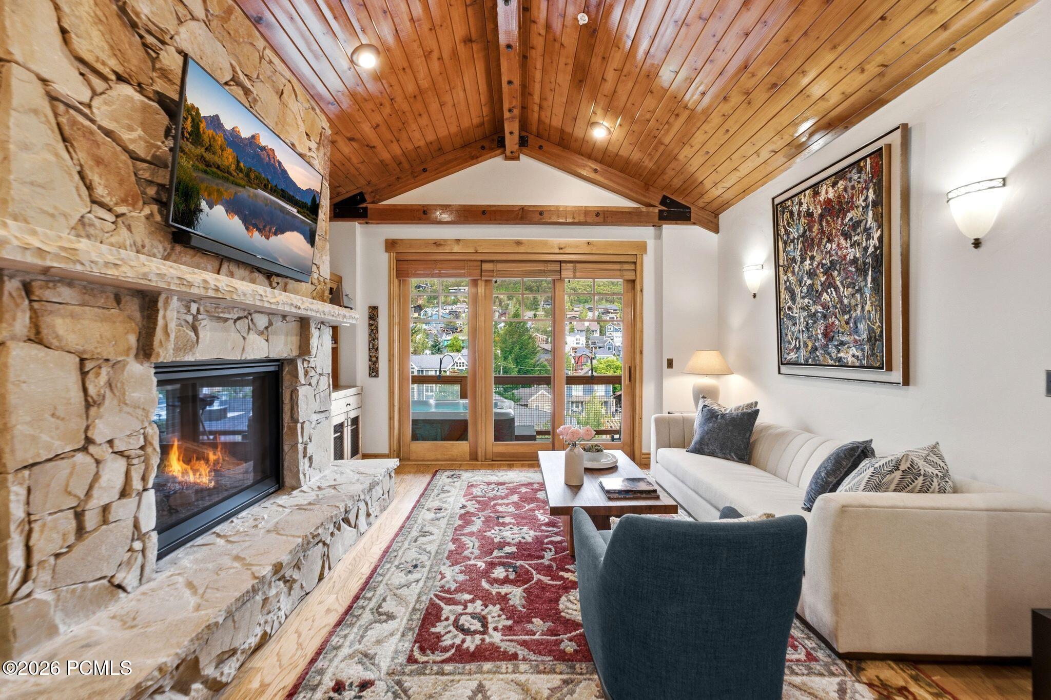 1000 Park Avenue C303