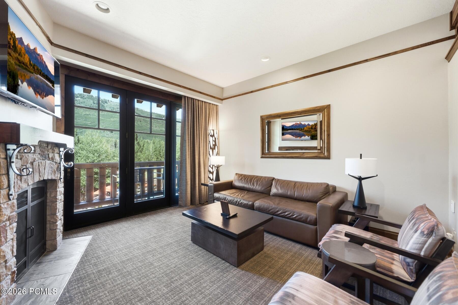 2001 Park Avenue 321