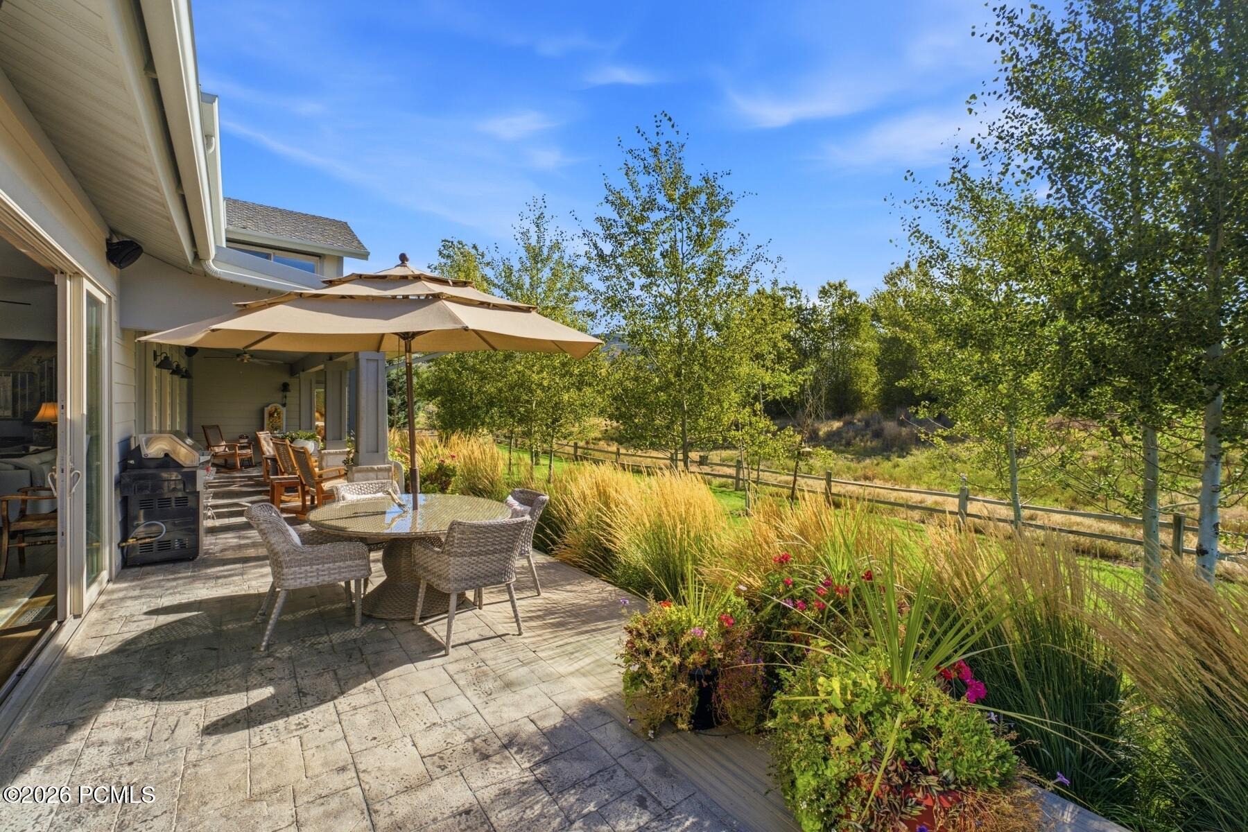 2300 River Meadows Parkway