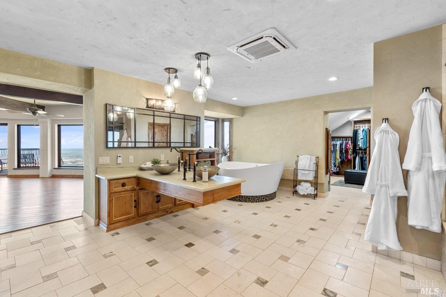 2825 Gates Canyon Road