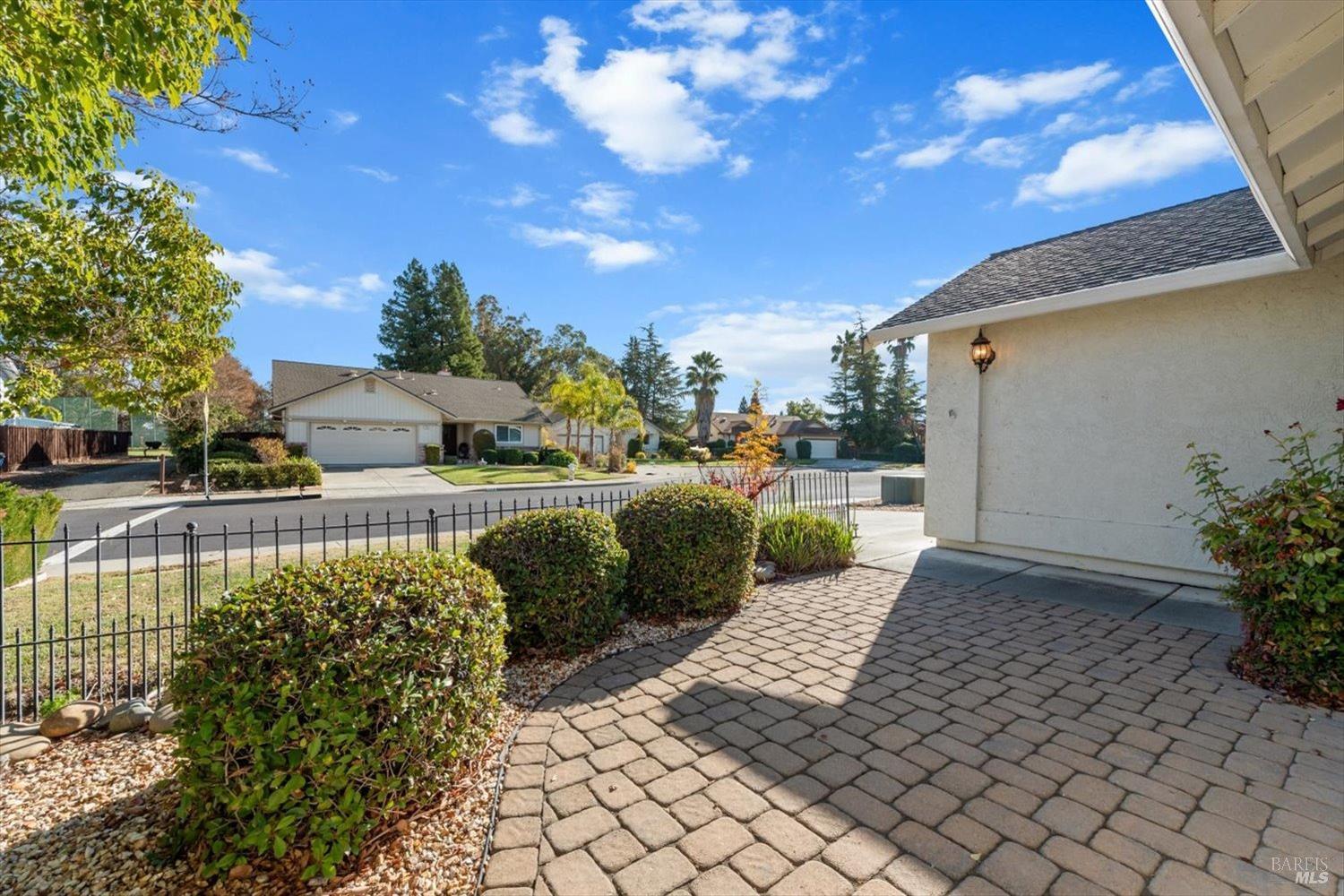 118 White Sands Drive