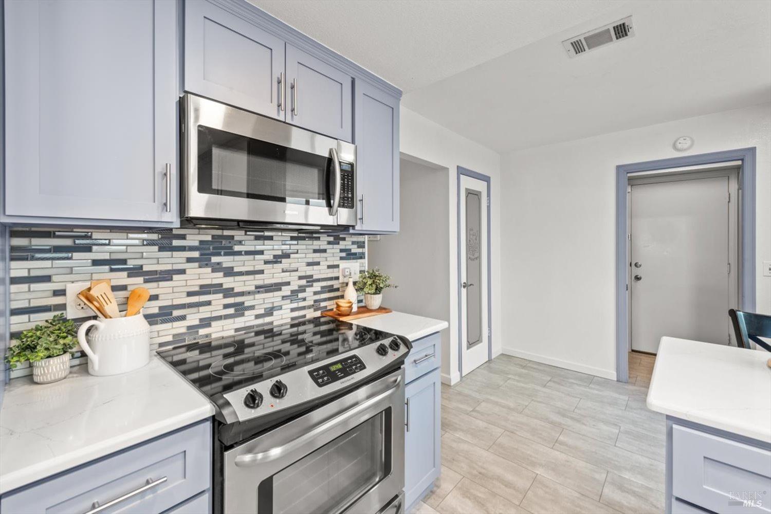 118 White Sands Drive