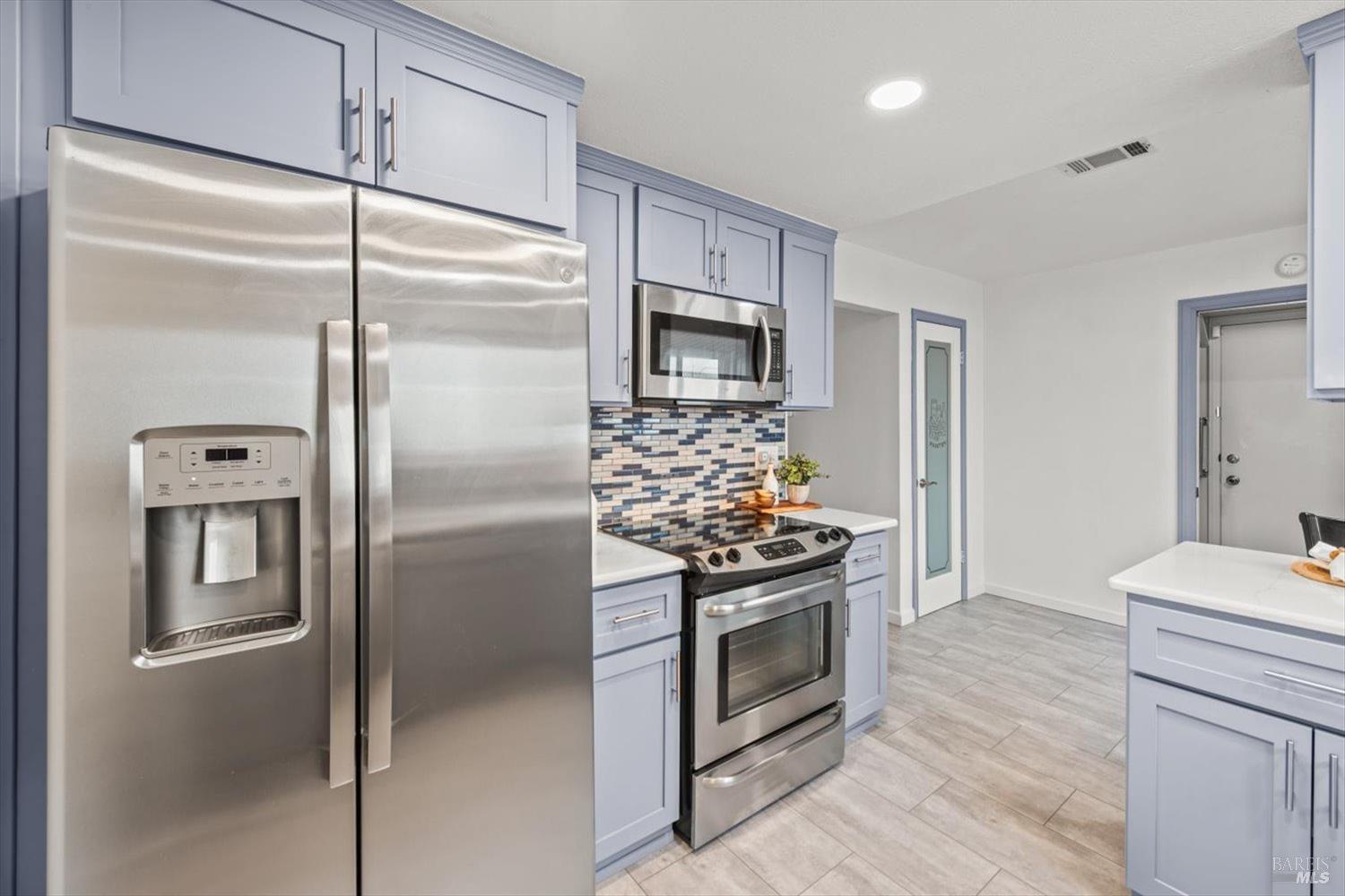 118 White Sands Drive