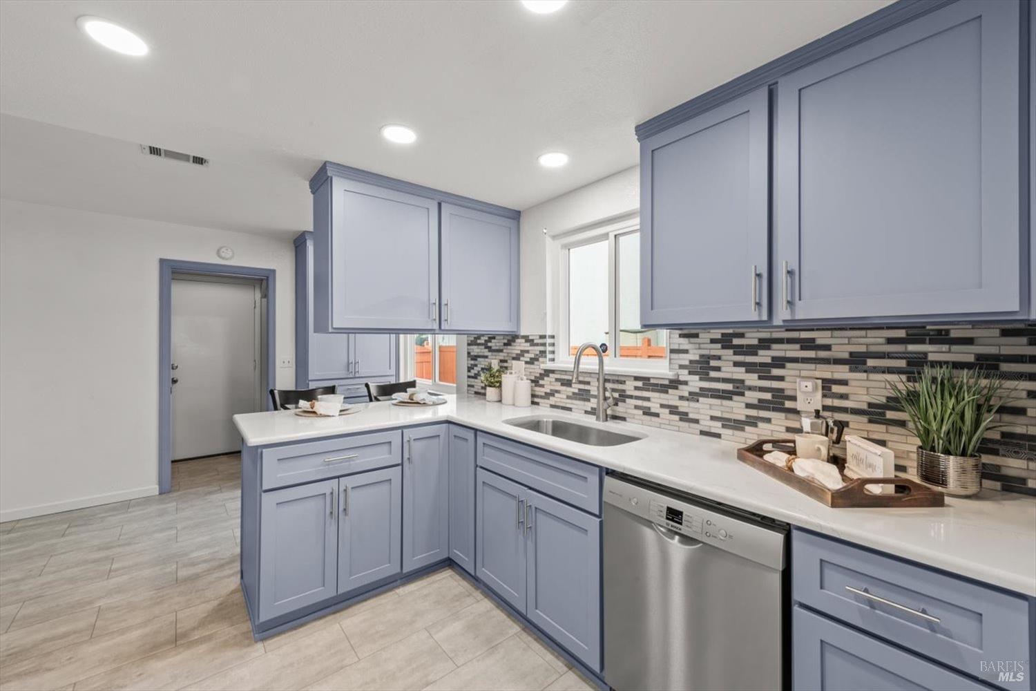 118 White Sands Drive