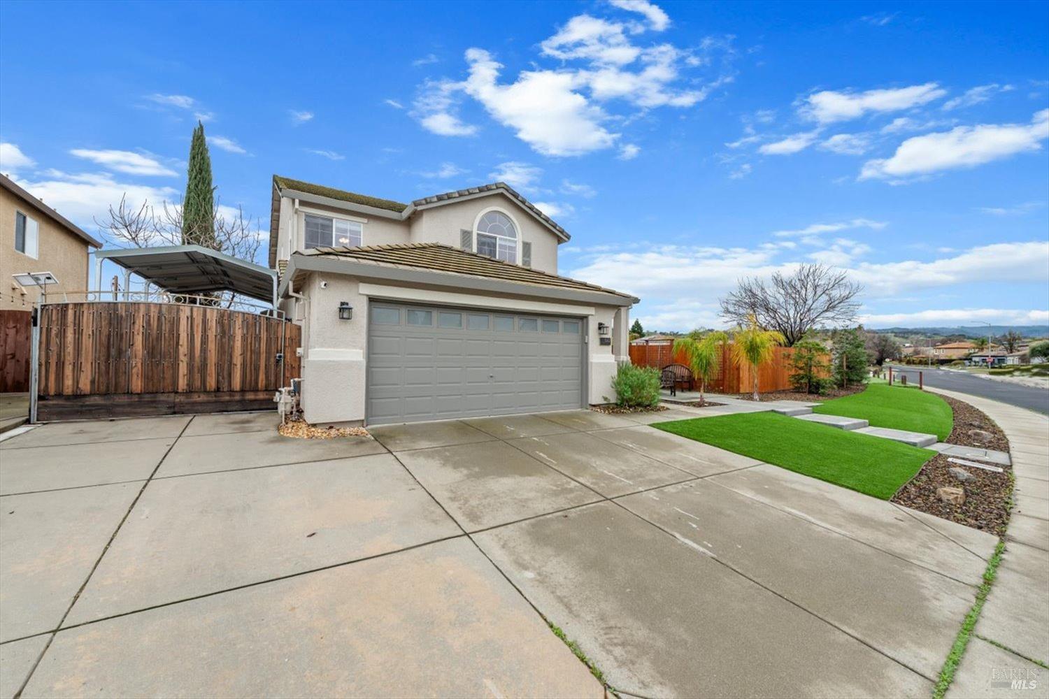 1042 Fountain Grove Dr