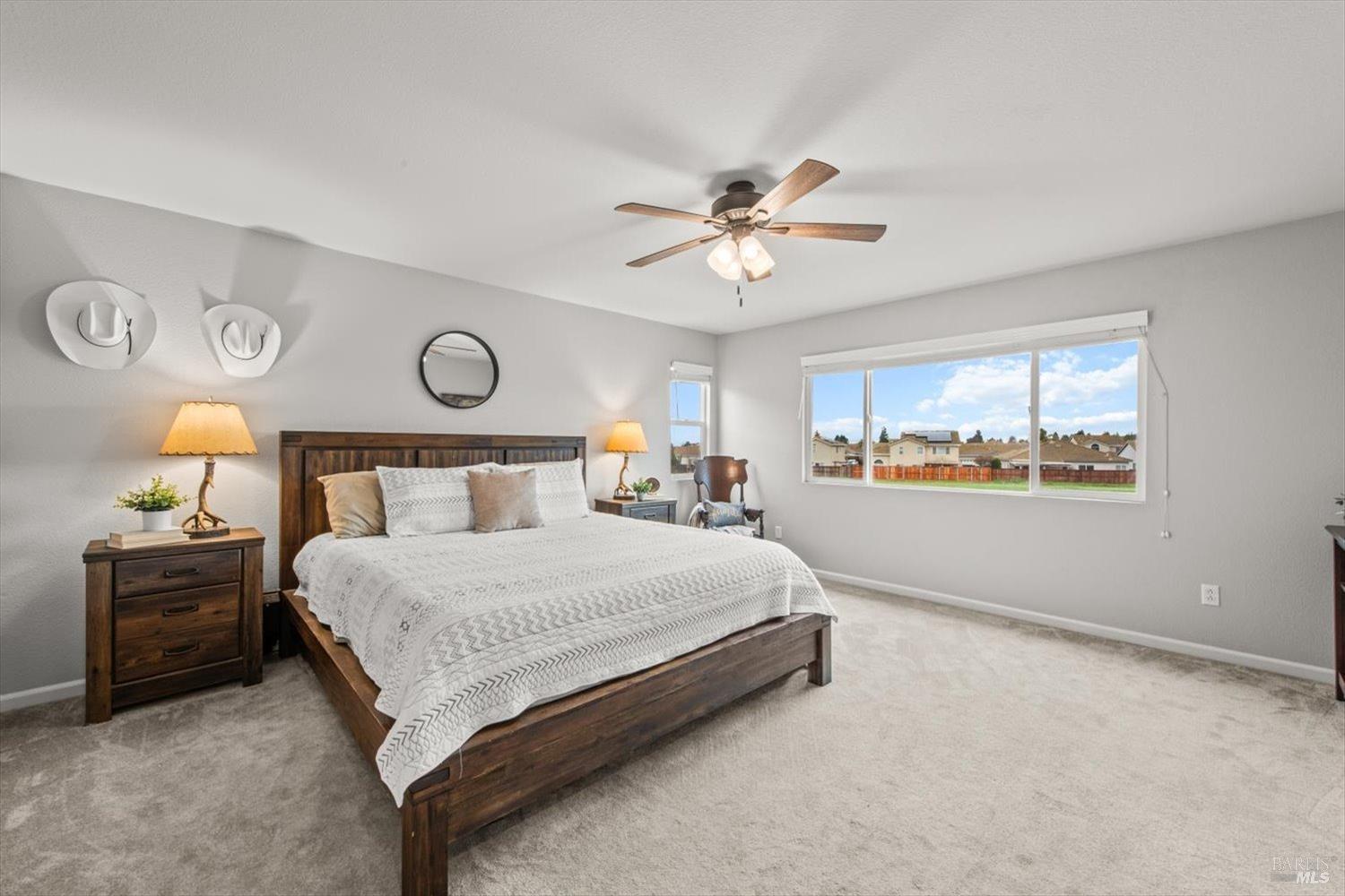 1042 Fountain Grove Dr