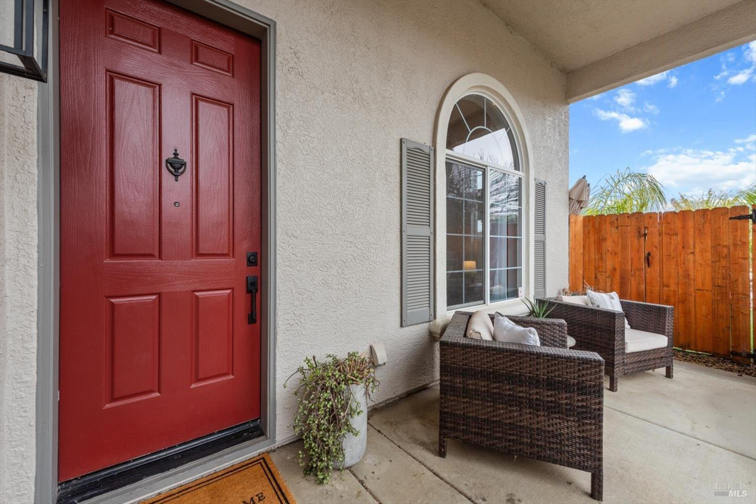 1042 Fountain Grove Dr