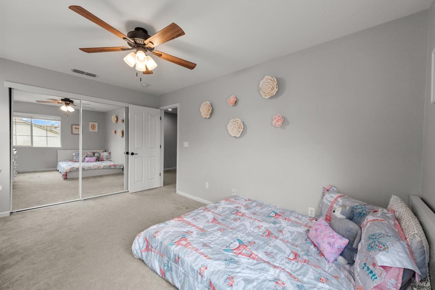 1042 Fountain Grove Dr